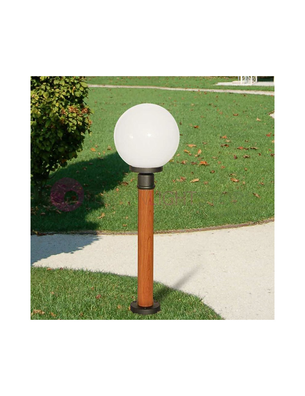 FOCUS Pole Wood Effect Lamp Outdoor Garden Sfera Globo d.25