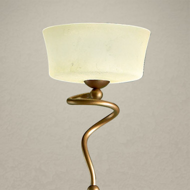 4220 Standing floor Lamp light single in a Rustic Classical Style