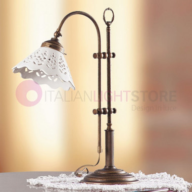 VOLTERRA Elegant Table Lamp in Brass and Ceramic Rustic Style