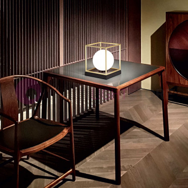 Lingotto Ideal Lux art. 259222 - lampe de table avec cage décorative en or - design moderne